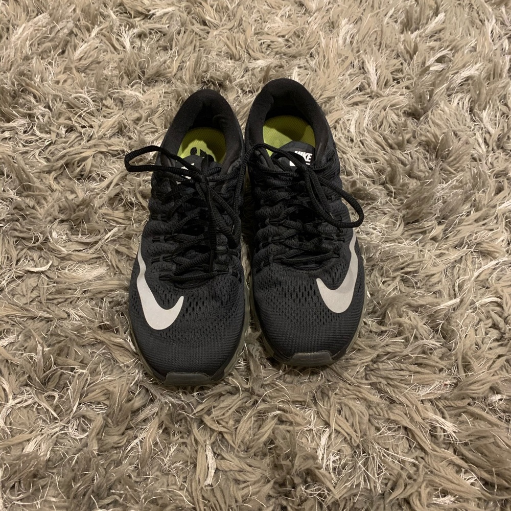 nike running shoes